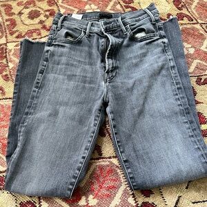 Mother Hustler ankle fray jeans 27